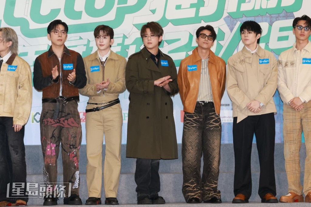 有傳姜濤是臨時決定出席，AK表示他來了就好，過程無需猜測。