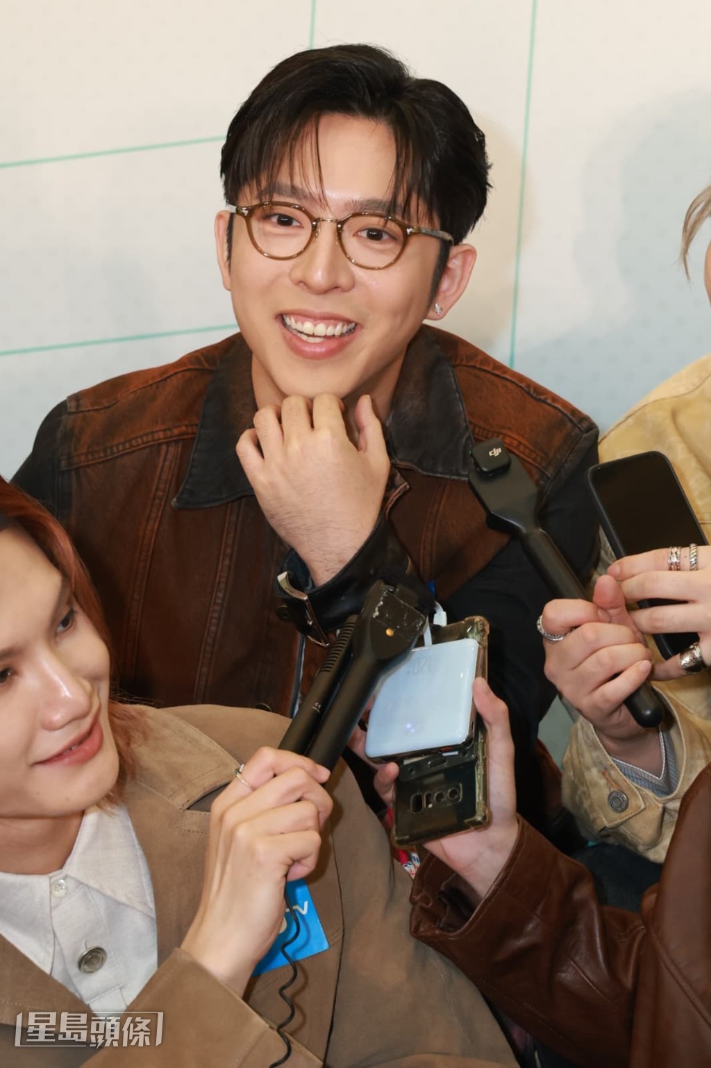 呂爵安表示，他平時與張敬軒亦甚少聯絡。