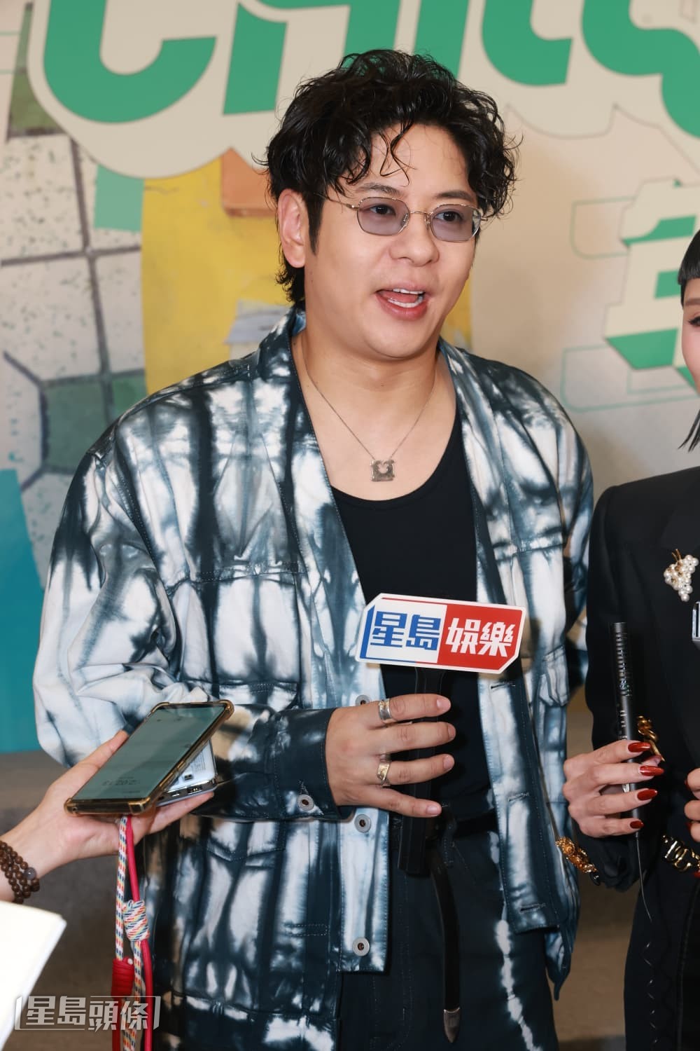 許廷鏗指起初誤以為背痛是左手術後物理治療的酸痛。