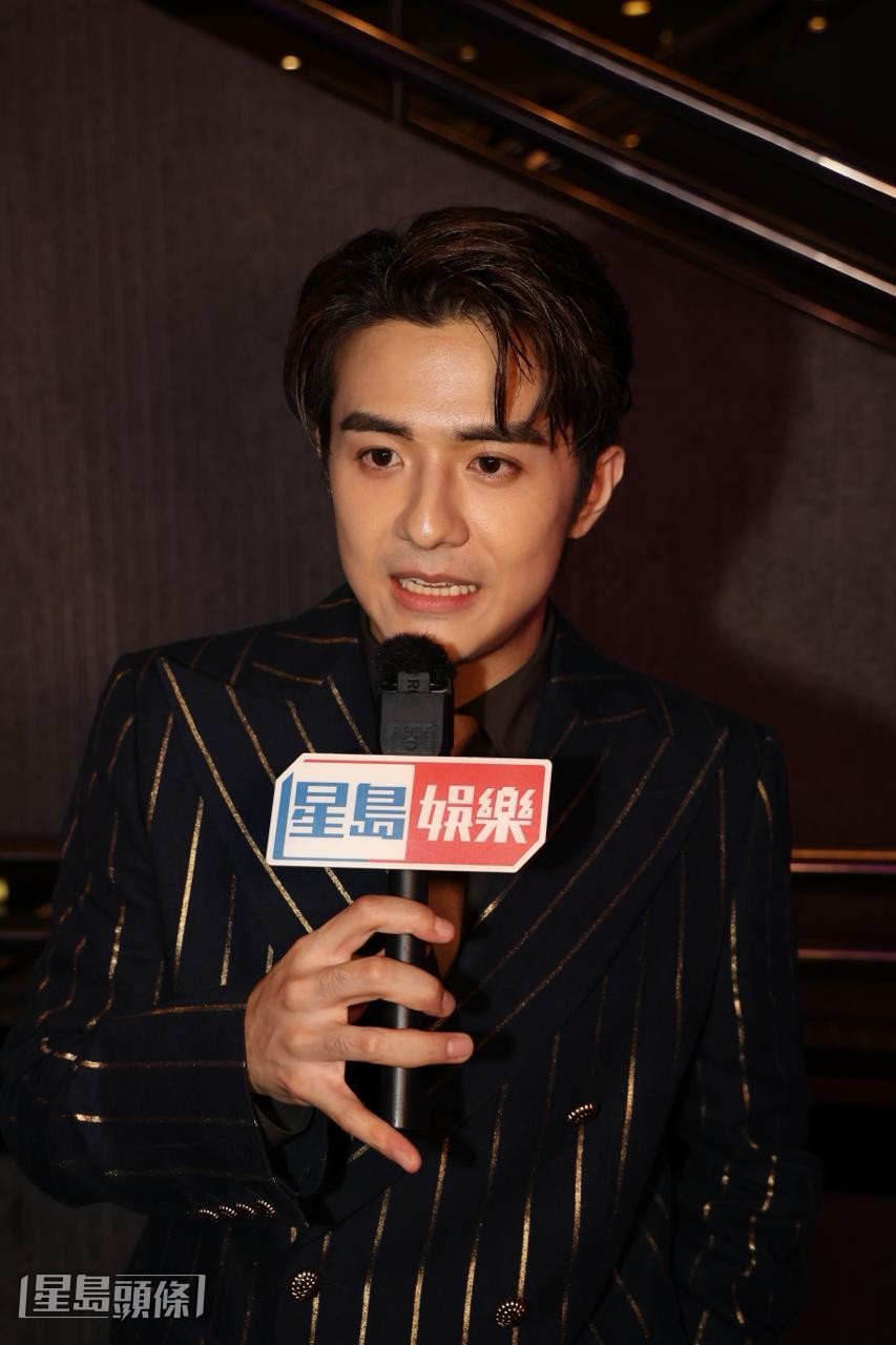 與朱茵在劇中演母子的涂毓麟，形容對方過往的作品充滿仙女、女神的感覺。