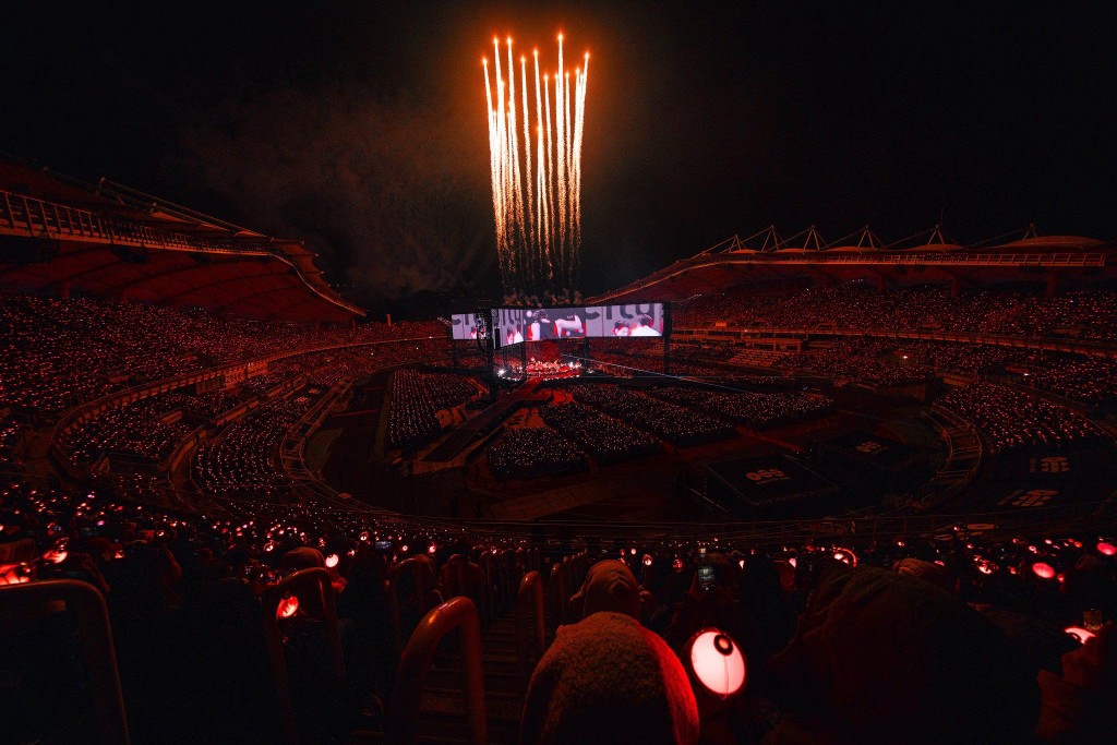 警方正追緝一名50多歲的男性疑犯。