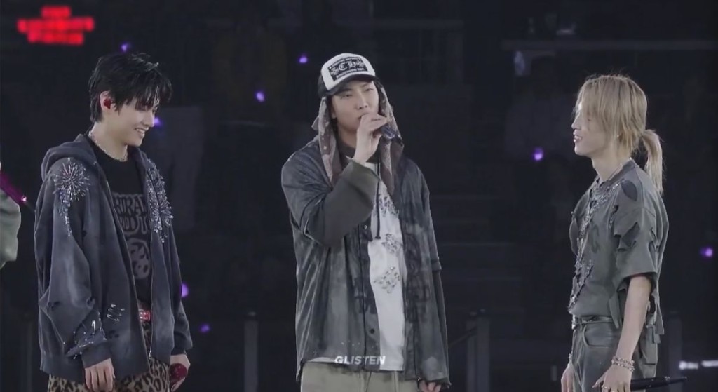 BTS昨日演唱會的售票處，被人偷走500條手帶。