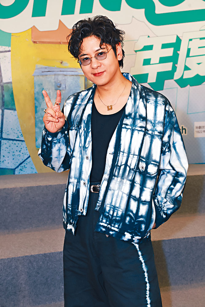 許廷鏗透露最近生蛇,手又受傷要做手術及物理治療,笑言可能要清一清衰氣才旺。