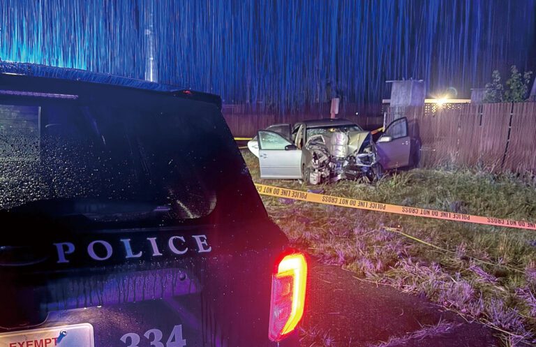 北灣諾瓦多凌晨嚴重車禍， 1死4傷。諾瓦多警察局