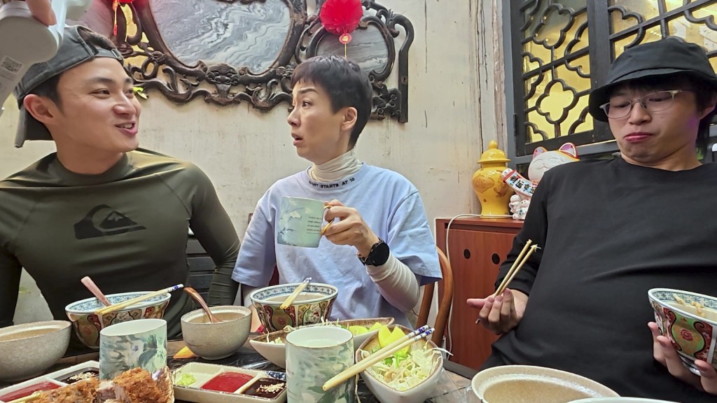 節目中，星級試伏員將走訪廣東多個城鎮，親試網絡上評價極端的食店。