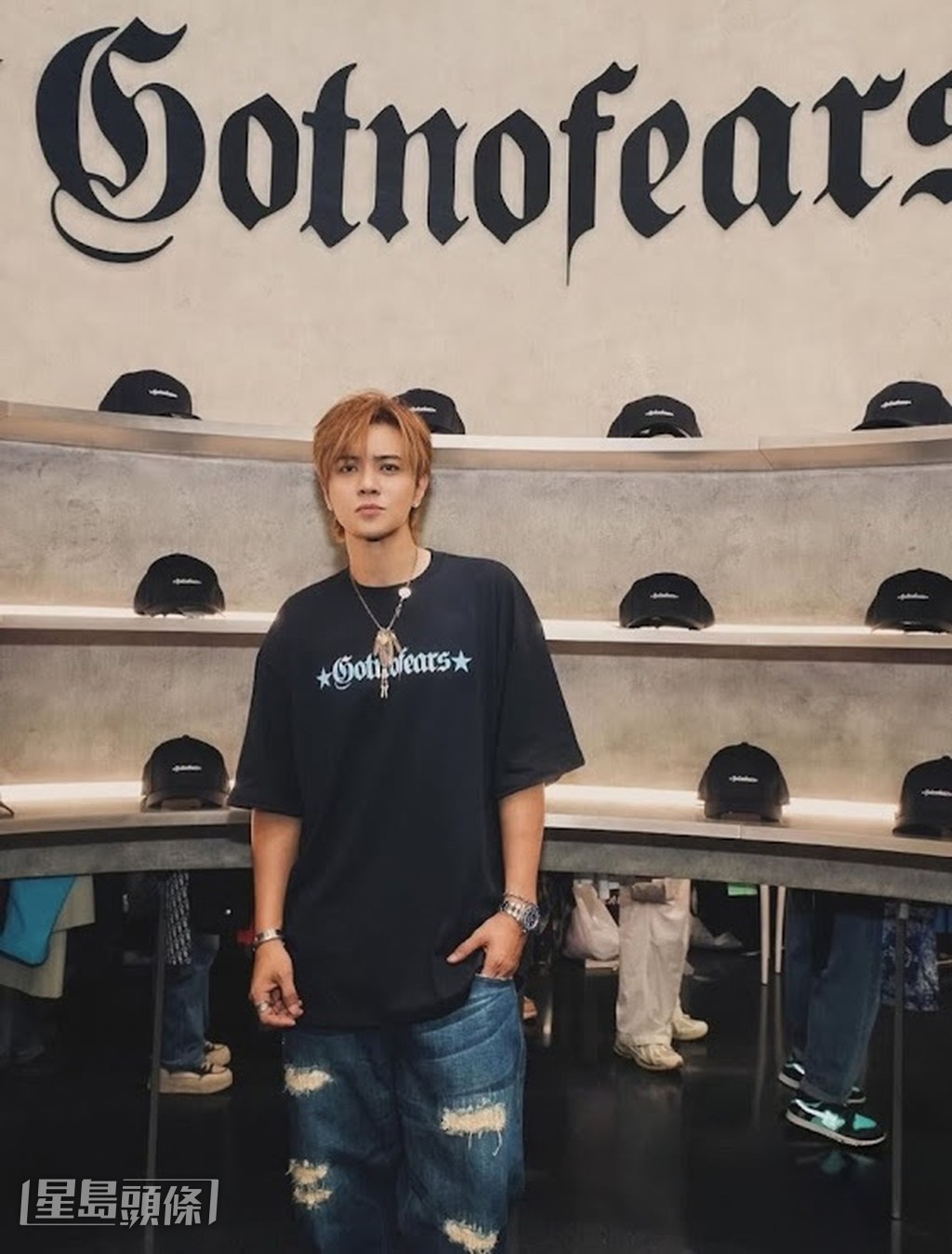 除了演藝事業,小豬亦積極發展副業,例如創立個人潮牌Gotnofears。