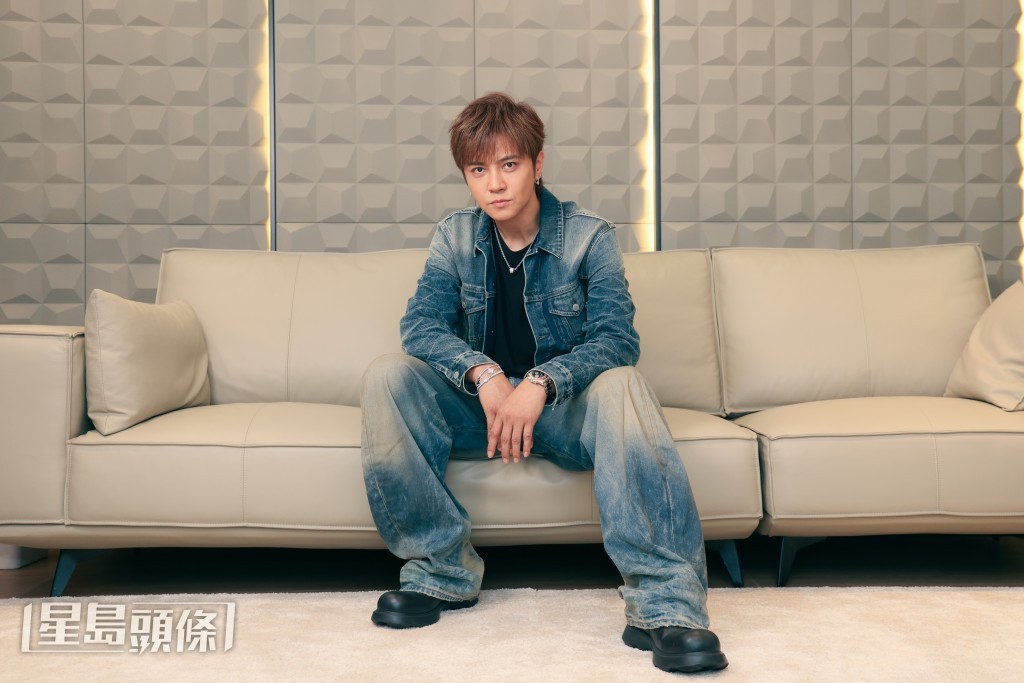 小豬依靠自身意志力對抗抑鬱,並將購物作為情緒的出口。