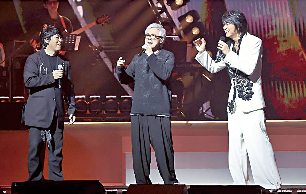 游鴻明（右起）邀來好友張宇、陳柏全同台飆唱。網上圖片