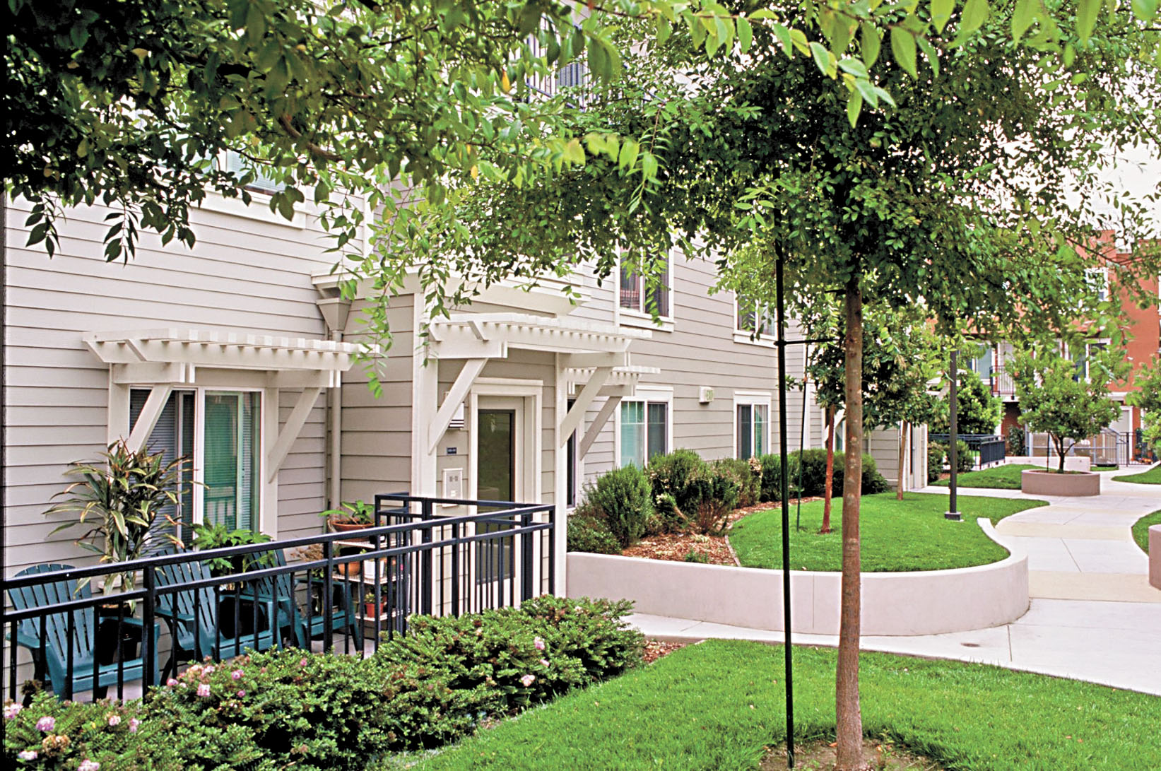 北岸區公寓North Beach Place Apartments有兩房單位開放候補名單接受申請。 PGAdesign