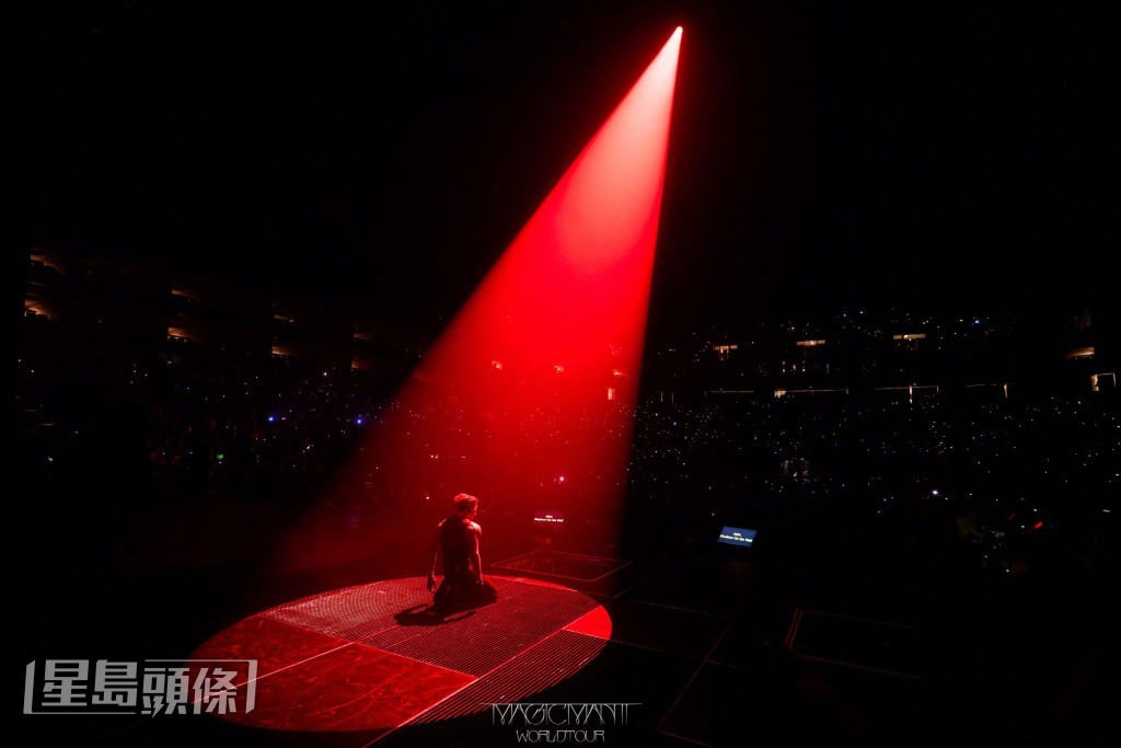 Jackson 演出越見出色。