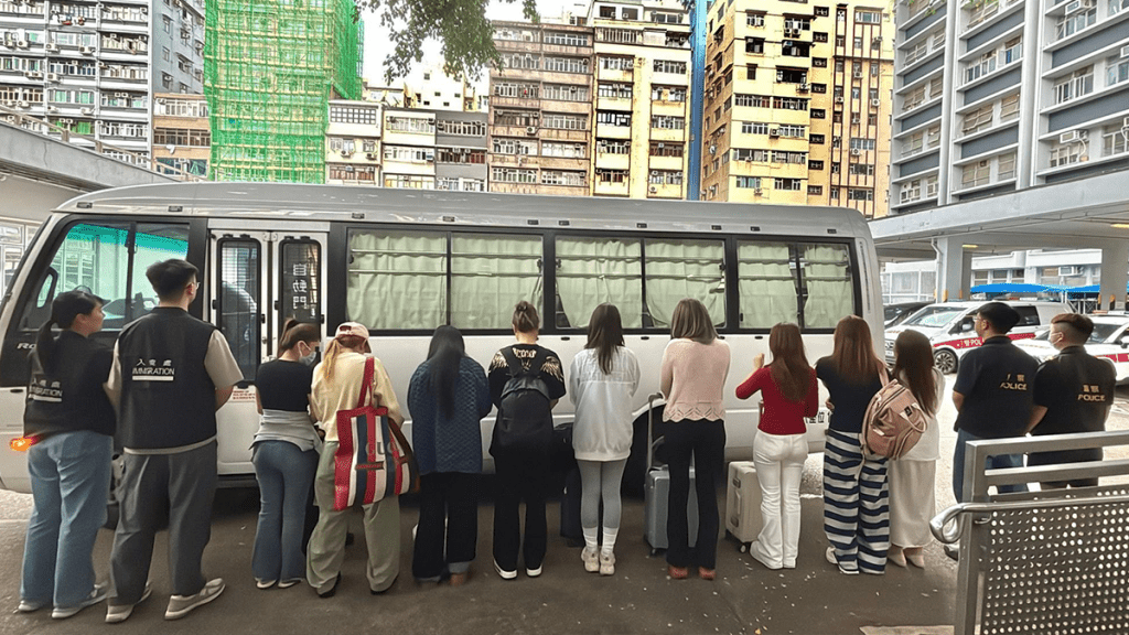 旺角警區聯同入境處展開反黑工行動 拘捕17人包括一名僱主