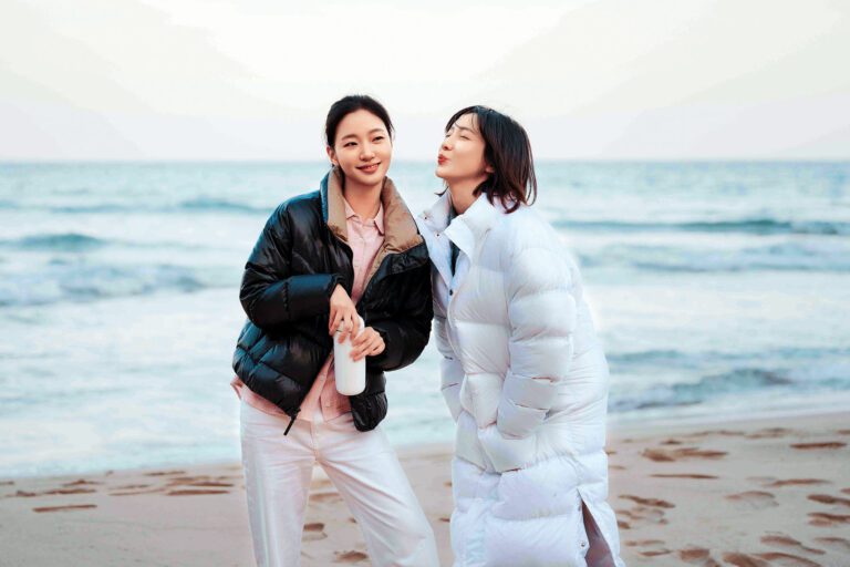 ■《妳和其餘的一切》金高恩和朴智賢齊入圍爭視后。