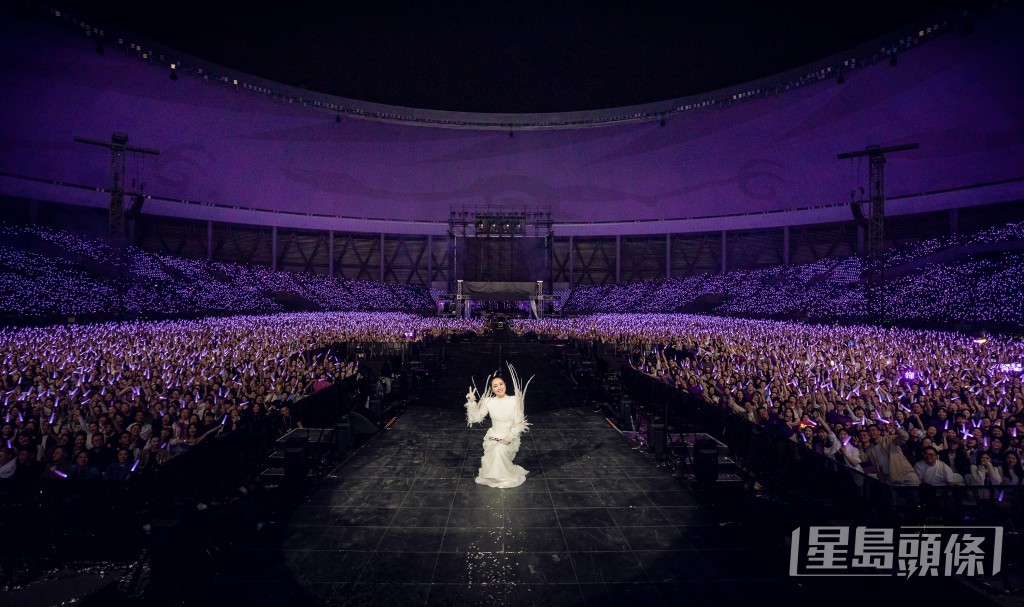 台下觀眾反應十分熱烈。