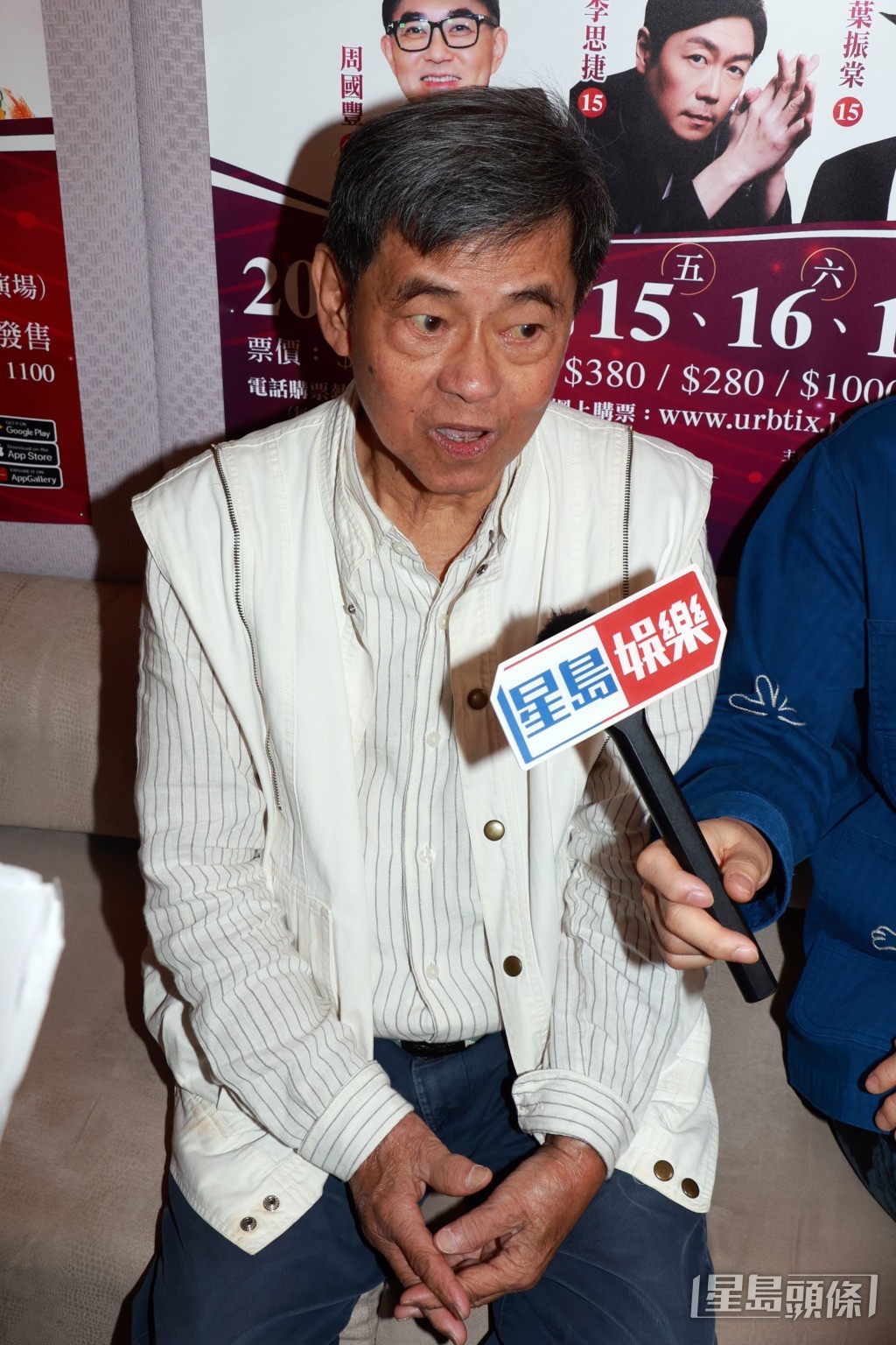 鄭國江指，多年來歌手都非常尊重他的作品。