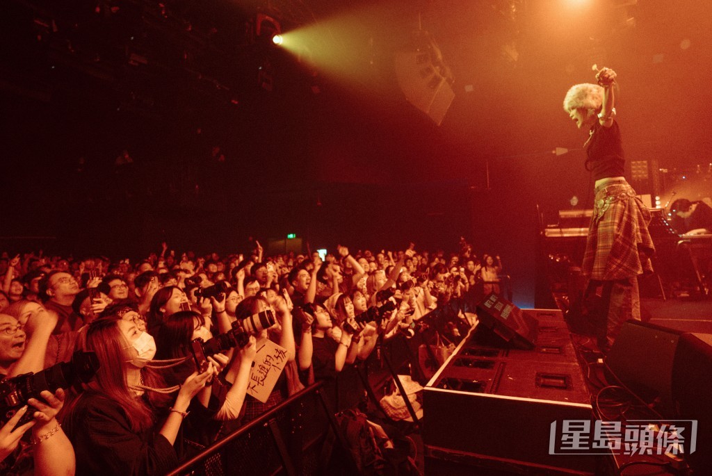 演唱會內容將圍繞其最新專輯《凝》展開。