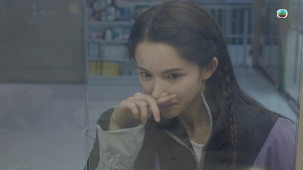 這場服藥過量的戲份，陳若思演繹得相當出色。