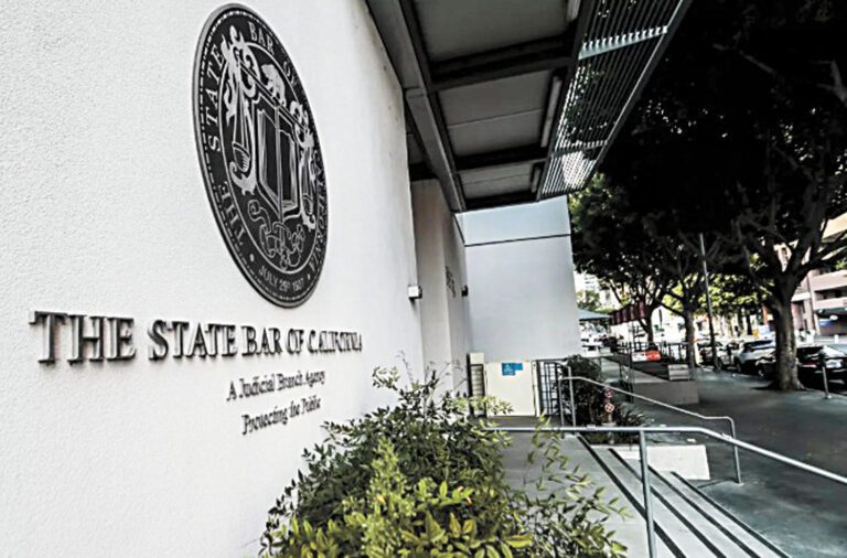 2021年，位於洛杉磯市中心的加州律師協會總部。洛杉磯時報