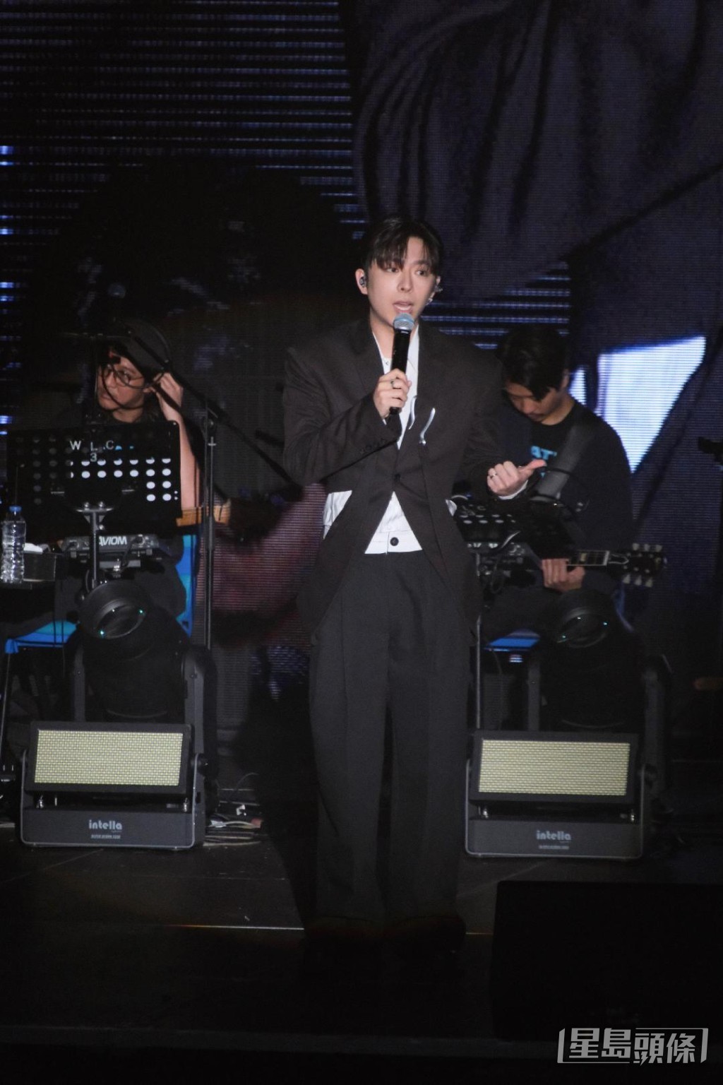 呂爵安的勤力與態度深具感染力。