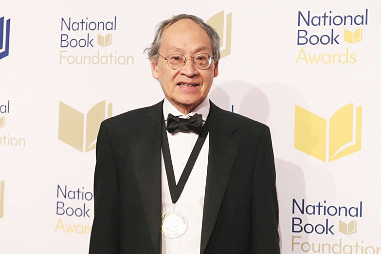 施家彰在桂冠詩人第二任期中，將推動名為「連結世界之詞」（Words Bridging Worlds）的計畫，並展開全美巡迴。美聯社