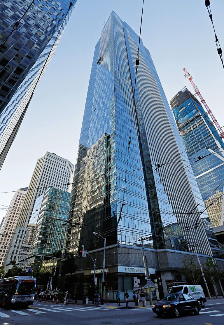 南市場街區和金融區等社區經濟持續低迷，銷售稅收仍遠低於2019年。美聯社資料圖