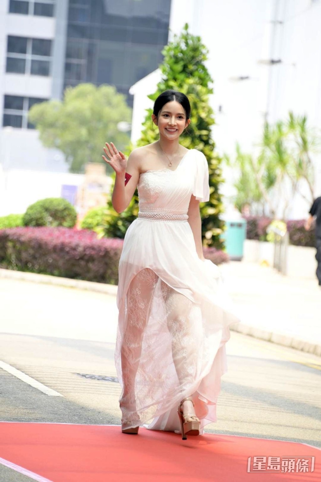 陳若思樣子頗為可愛。