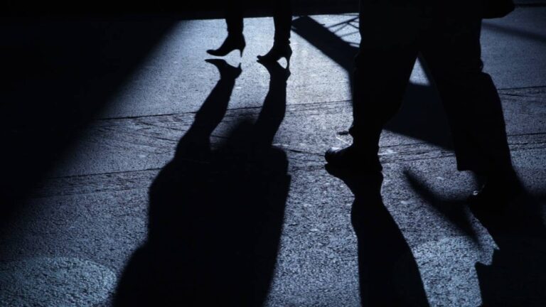 印度籍男子在台灣高雄尾隨他人入室性侵 遭判刑八年半