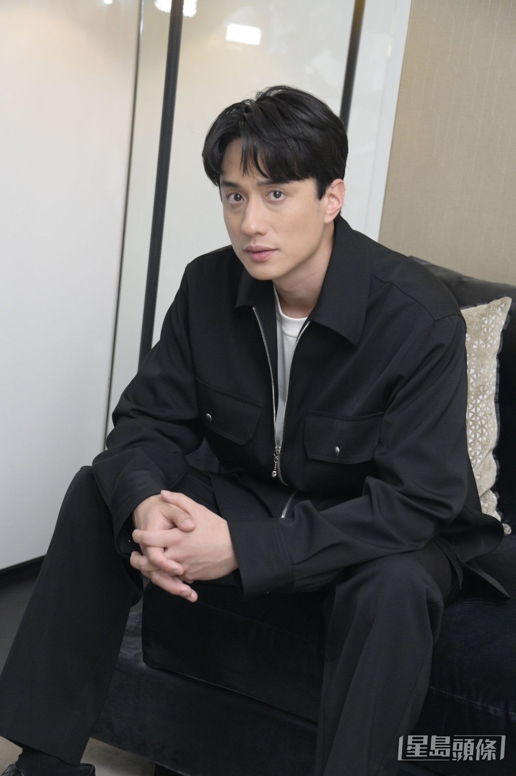 年輕版的演繹保留了當年梁家輝賦予角色的內在特質。