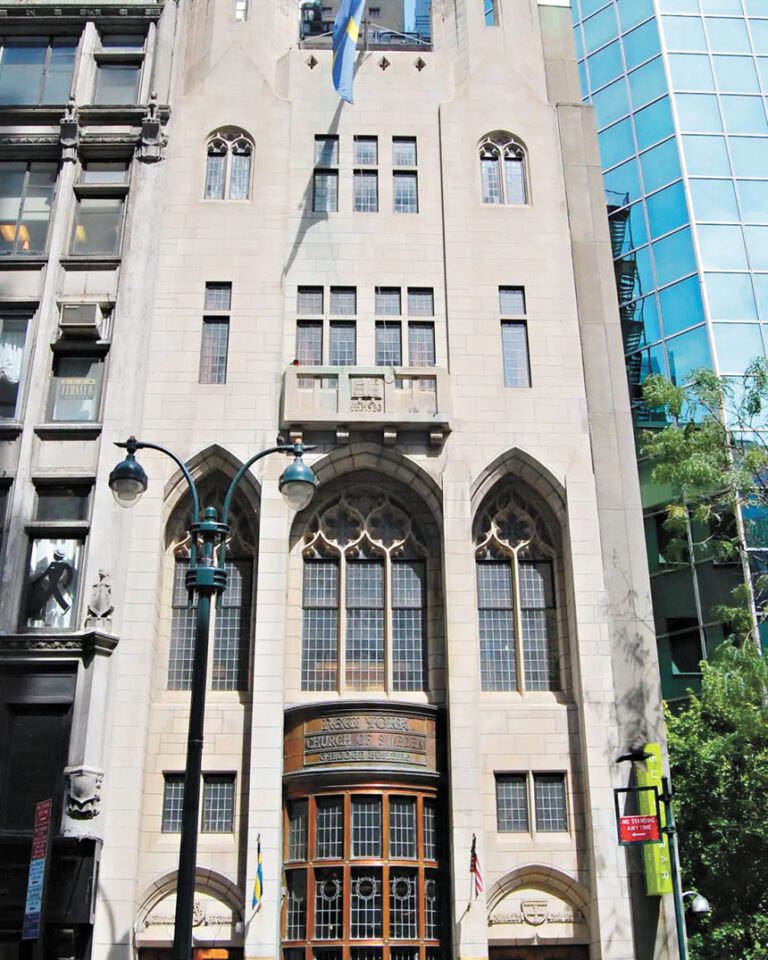 奧爾松涉嫌侵吞曼哈頓中城紐約瑞典教會捐款。 Swedish Church of New York臉書圖片