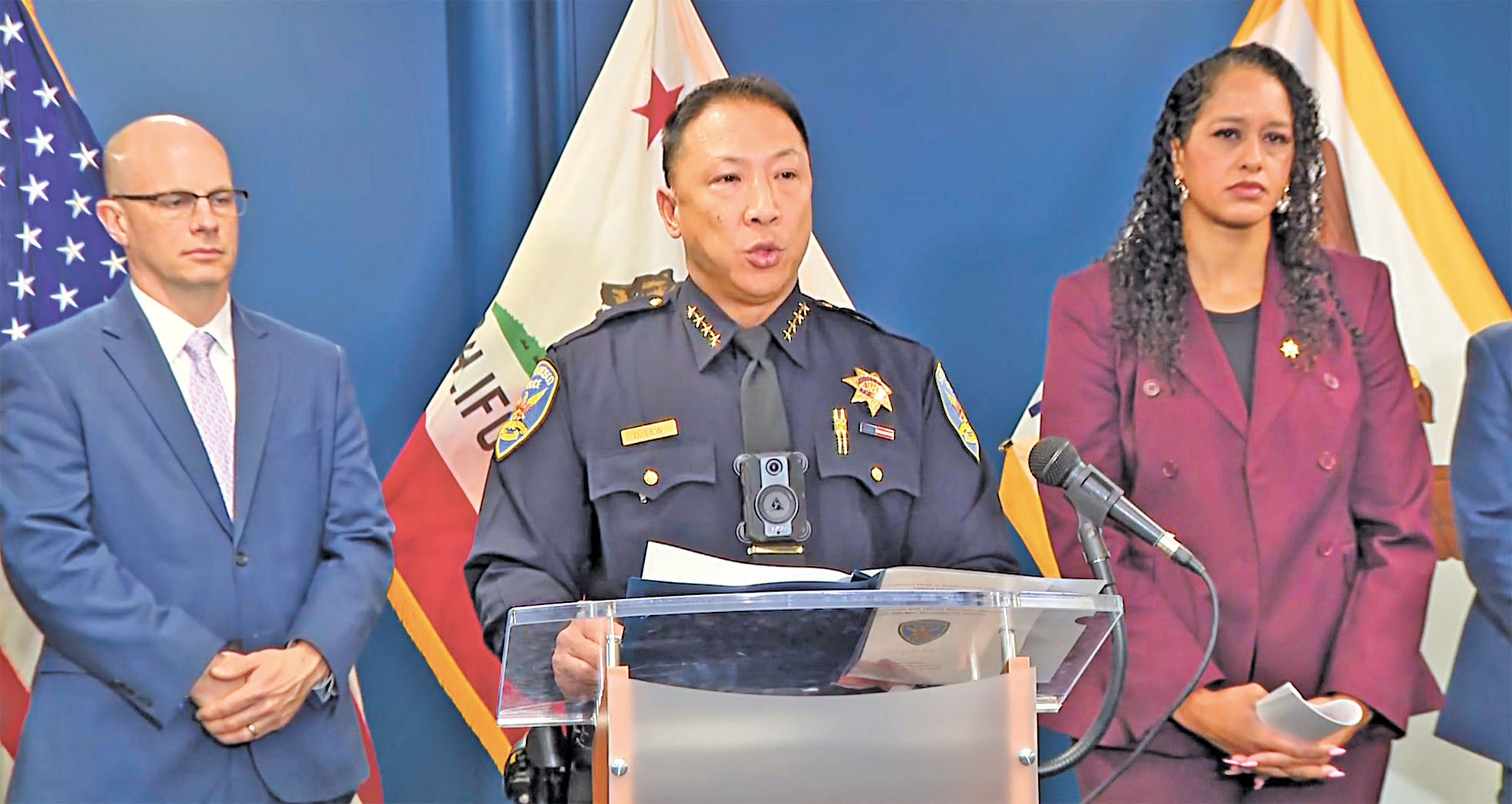 警察局長劉力一和地檢官謝安宜召開記者會交代本案細節。CBS電視畫面