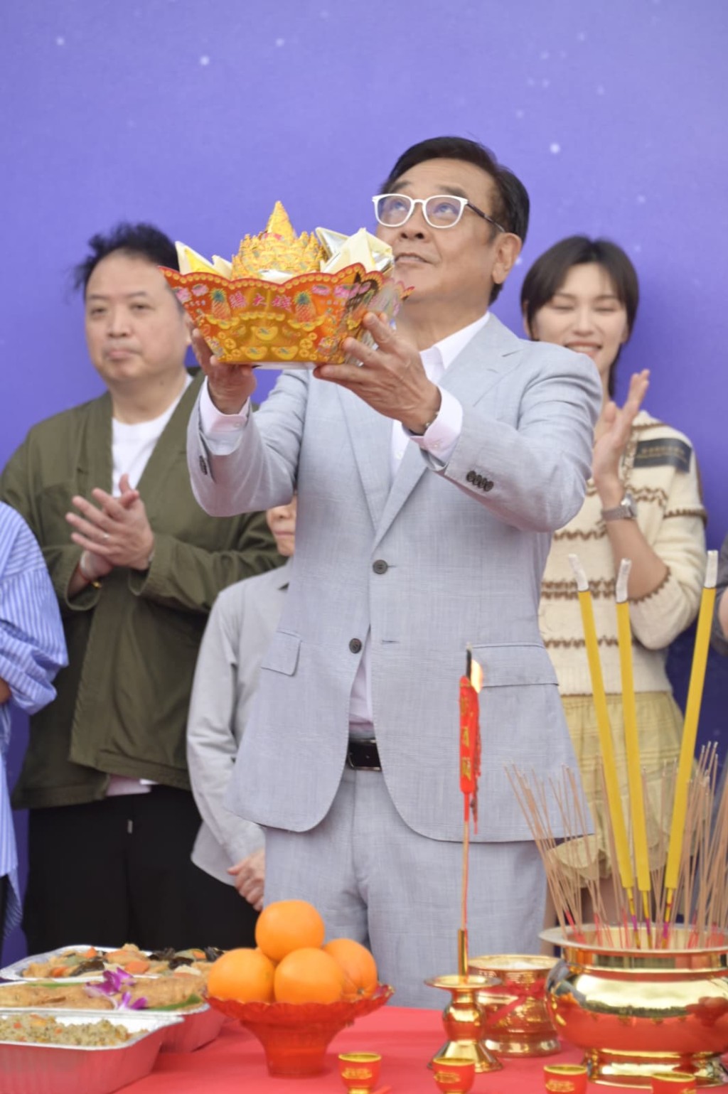 爾冬陞透露，今年獲得多家贊助商支持，讓製作團隊在籌備上可以稍為輕鬆。