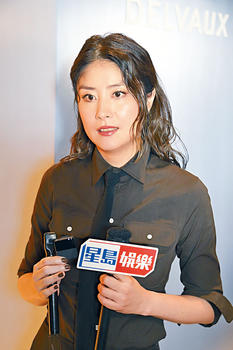 Kelly避談軒仔在社交平台取關好友。