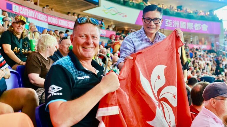 保安局局長鄧炳強視察七欖賽事 讚場館管理有序具世界級水準