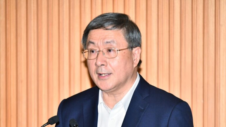 宏福苑居民明起分批上樓執拾 卓永興：一般可上落兩次 低層或可再增