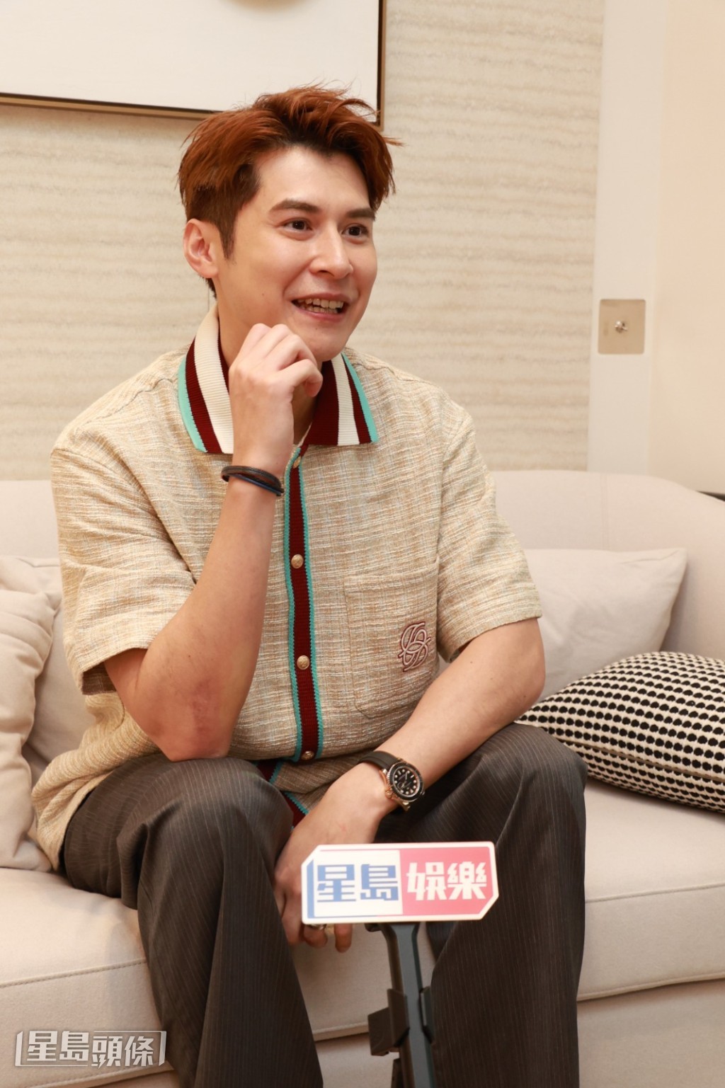 沒有工作時他也不空等，積極利用時間自我增值。