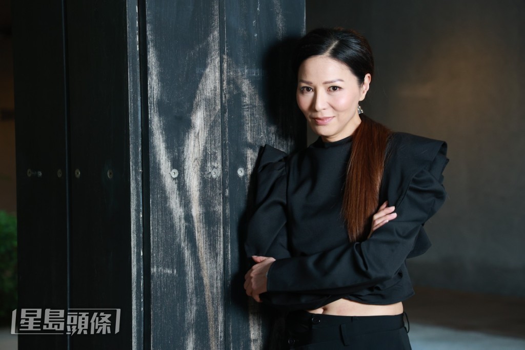 面對強勁的提名對手，她表示心情相當輕鬆。