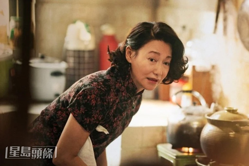 阿滕指一眾對手演技出色，特別點名惠英紅在《水餃皇后》中表現亮眼。