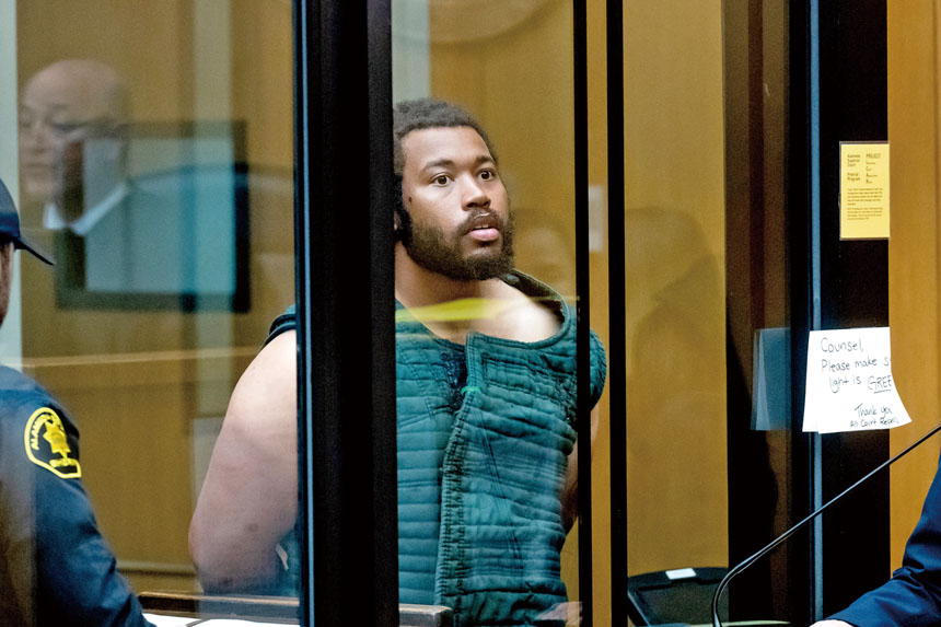 被告歐文被裁定無法受審。圖為去年11月出庭。Noah Berger/三藩市紀事報/美聯社