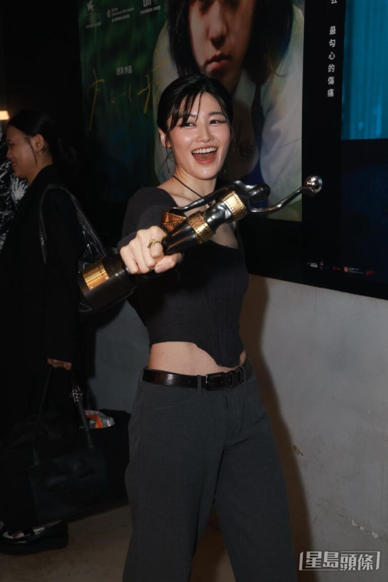 鄧濤金像獎奪「最佳新演員」　坦承片酬不高：僅夠生活交租