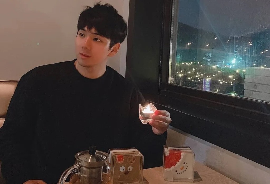 儘管韓媒未直接點名，但網絡上廣泛流傳涉案的「女團成員哥哥」正是金正勳。