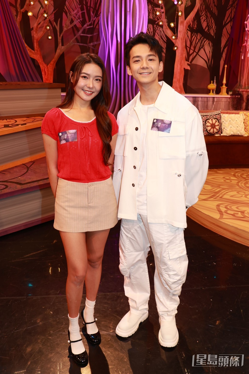 戴祖儀與施焯日的事業發展漸見起色。