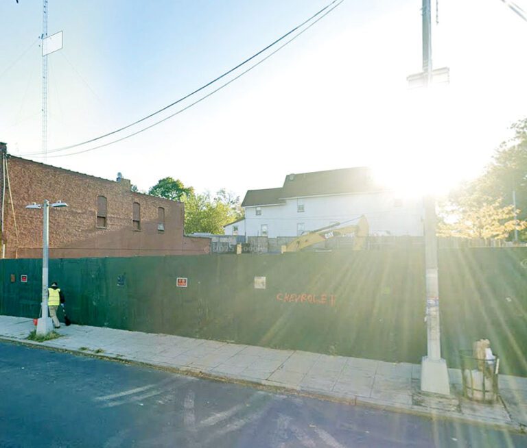 史丹頓島里士滿港大道109號擬建收容所。 谷歌地圖截圖