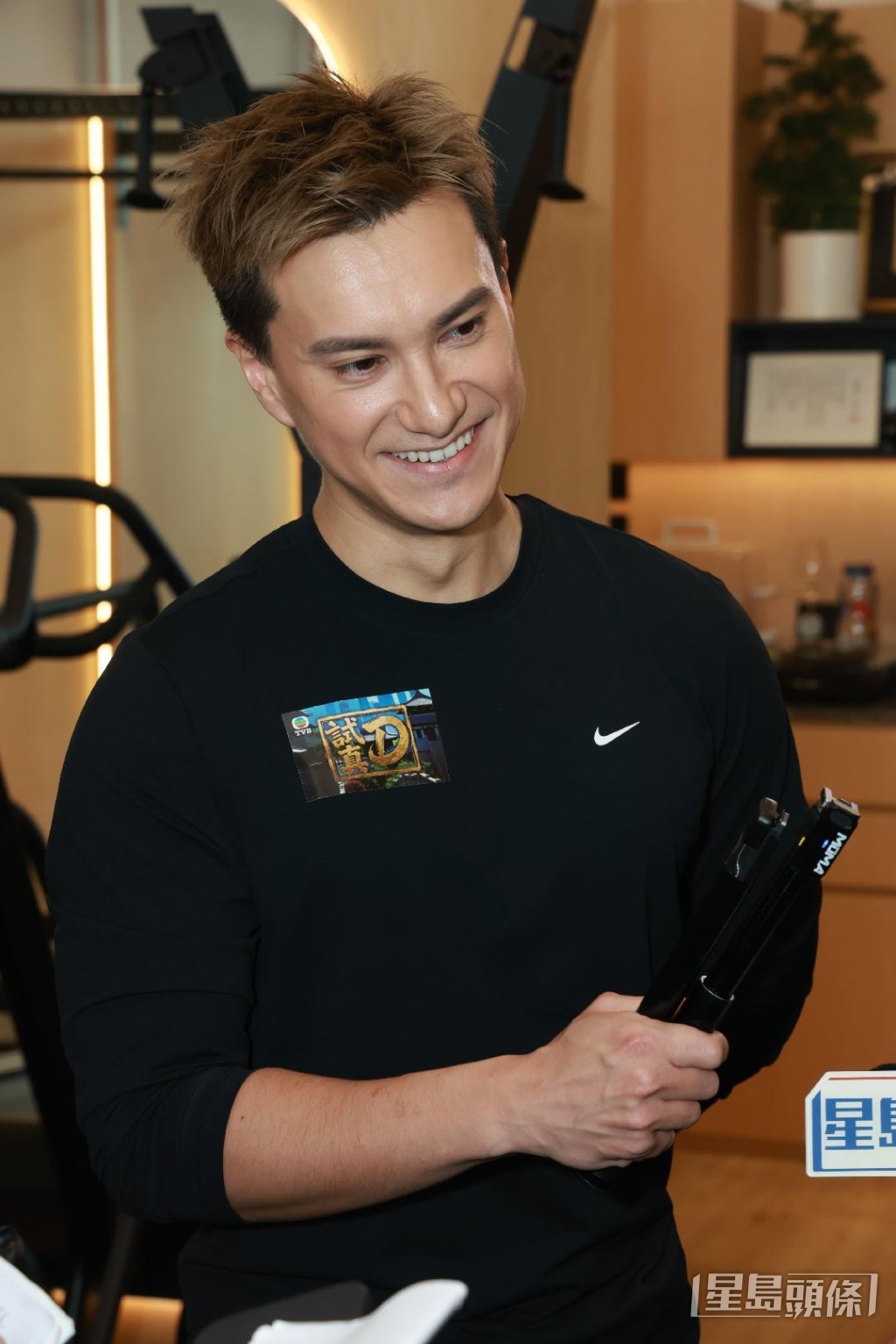 朱敏瀚因食用生鮮牛胎盤而感到些微不適。