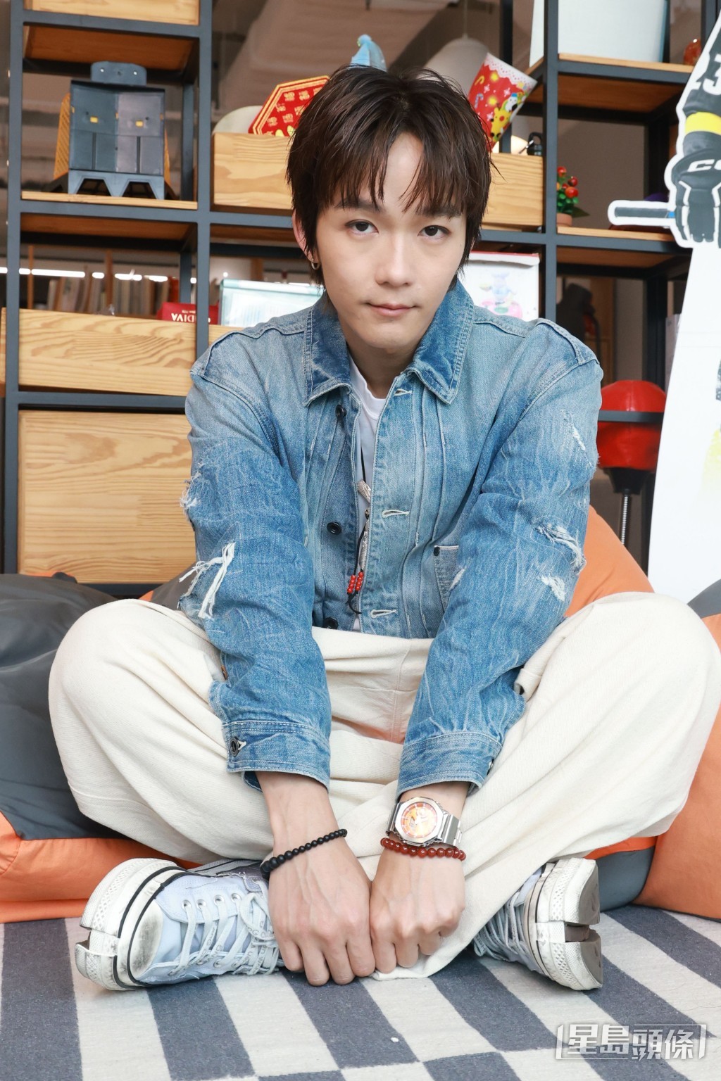 他們在旅程中深入體驗當地生活。