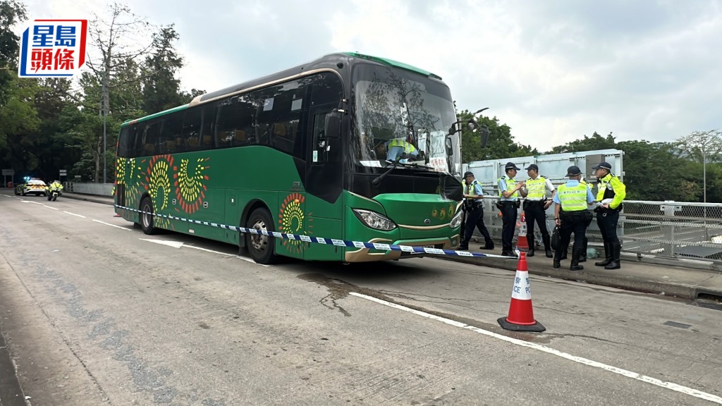 落馬洲旅遊巴撞斃女途人 司機涉危駕致死提堂准保釋