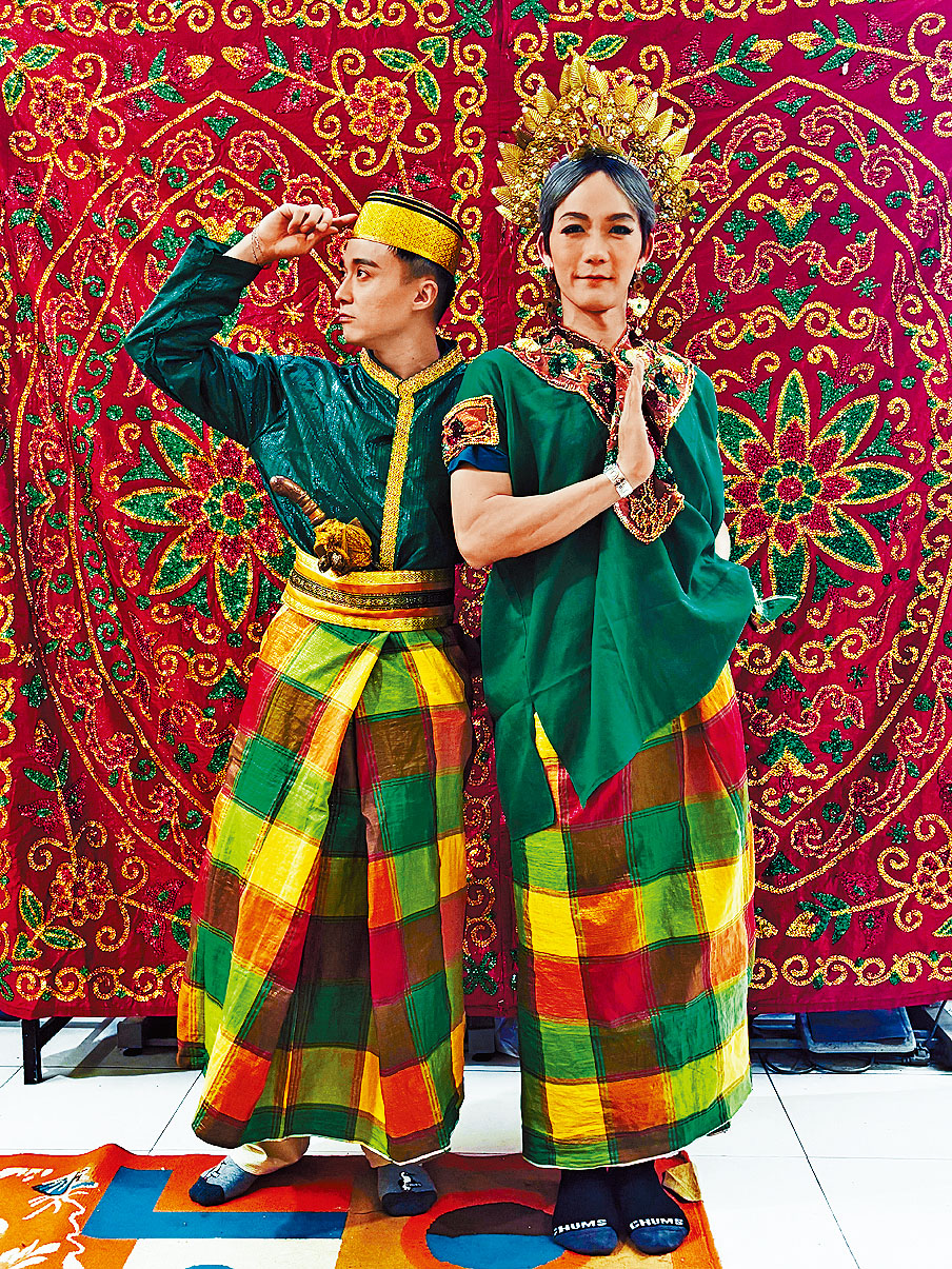 二人在節目中獻出不少的第一次體驗。