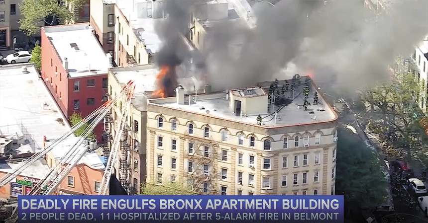 布朗士發生5級大火，火勢由一樓底層店面迅速蔓延至全樓。 WABC截圖