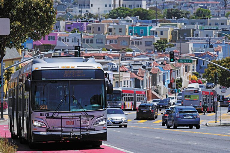 三藩市交通局董事會通過為期兩年的財政預算案。美聯社資料圖片