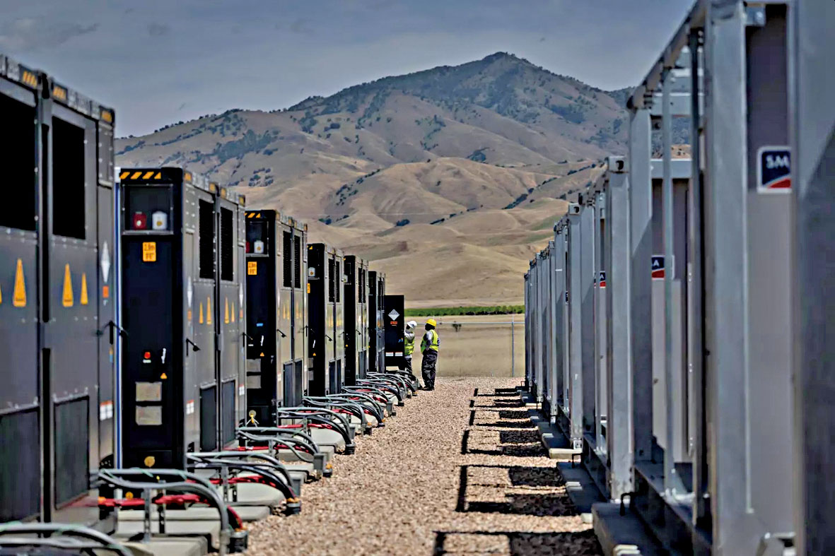 Pastoria太陽能發電廠落成，為北水南調的Edmonston抽水廠供電。洛杉磯時報