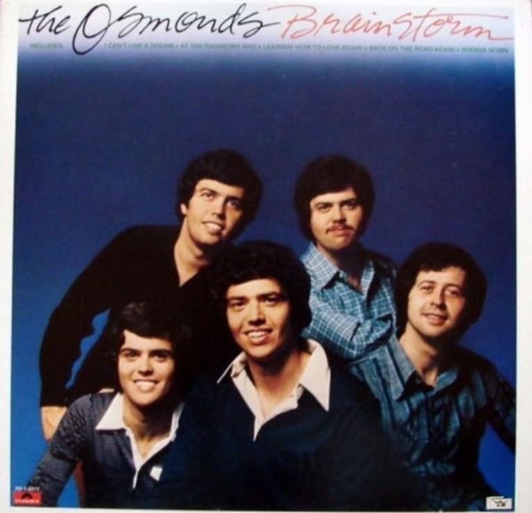 Alan早期與弟弟們組成四人組表演，後來隨著Donny加入，樂團正式命名為The Osmonds。