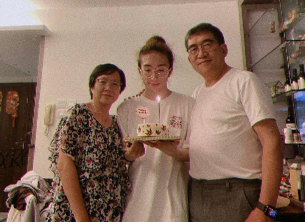 許多網民稱讚阿Mo心境積極樂觀，並紛紛留言送上祝福。